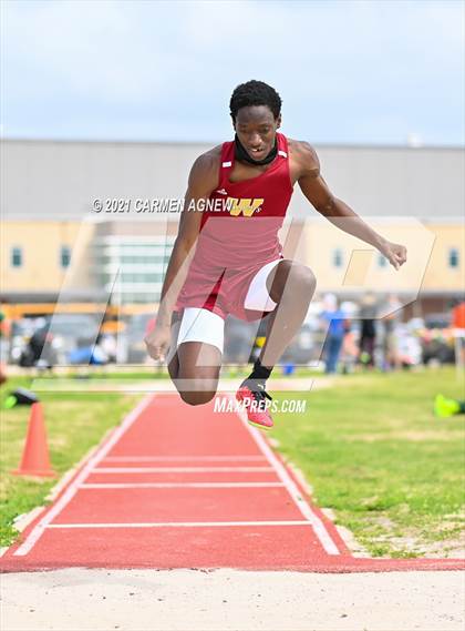 Thumbnail 3 in Bridgeland High School Invitational photogallery.