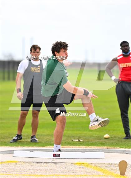 Thumbnail 2 in Bridgeland High School Invitational photogallery.