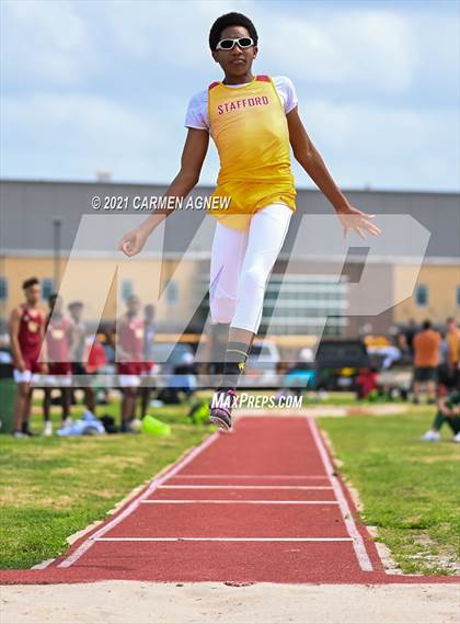 Thumbnail 1 in Bridgeland High School Invitational photogallery.