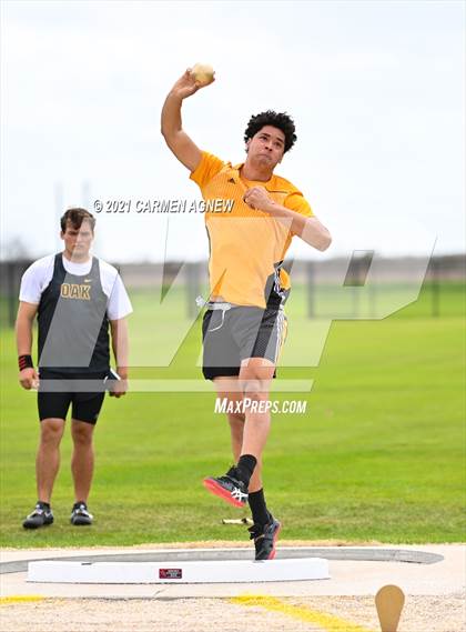 Thumbnail 3 in Bridgeland High School Invitational photogallery.