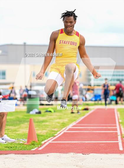 Thumbnail 2 in Bridgeland High School Invitational photogallery.