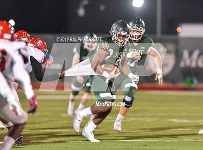 Thumbnail 3 in Alief Taylor @ Strake Jesuit photogallery.