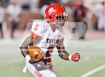 Thumbnail 3 in Alief Taylor @ Strake Jesuit photogallery.