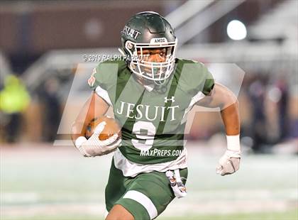 Thumbnail 3 in Alief Taylor @ Strake Jesuit photogallery.