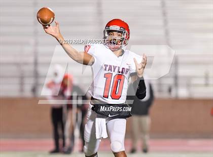 Thumbnail 3 in Alief Taylor @ Strake Jesuit photogallery.