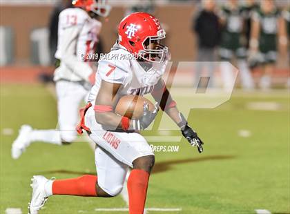 Thumbnail 3 in Alief Taylor @ Strake Jesuit photogallery.