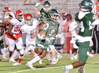 Thumbnail 2 in Alief Taylor @ Strake Jesuit photogallery.