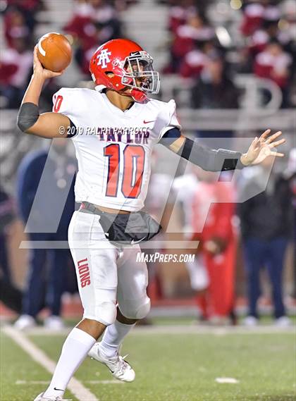 Thumbnail 3 in Alief Taylor @ Strake Jesuit photogallery.