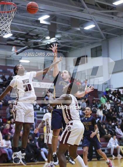 Thumbnail 2 in O'Fallon @ Belleville West photogallery.