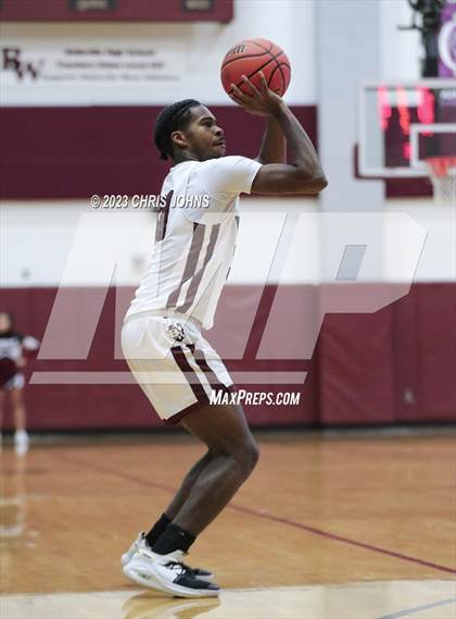 Thumbnail 1 in O'Fallon @ Belleville West photogallery.