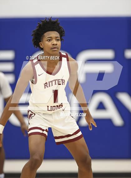 Thumbnail 1 in Central vs Cardinal Ritter (Bill Rowe's Queen City Classic) photogallery.