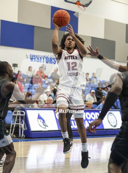 Thumbnail 2 in Central vs Cardinal Ritter (Bill Rowe's Queen City Classic) photogallery.