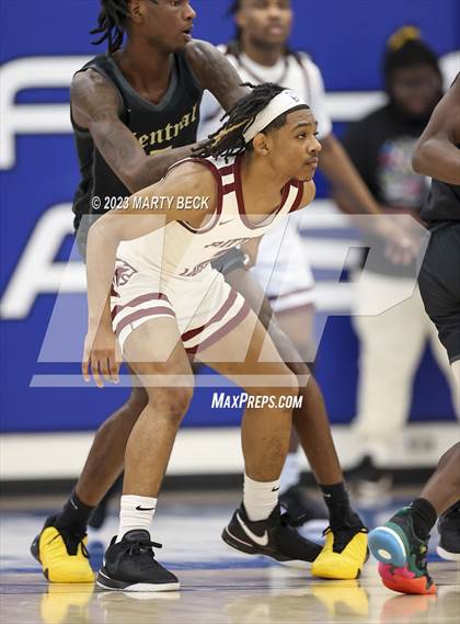 Thumbnail 2 in Central vs Cardinal Ritter (Bill Rowe's Queen City Classic) photogallery.