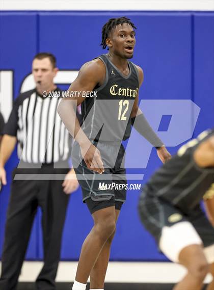 Thumbnail 3 in Central vs Cardinal Ritter (Bill Rowe's Queen City Classic) photogallery.