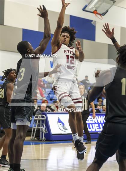 Thumbnail 3 in Central vs Cardinal Ritter (Bill Rowe's Queen City Classic) photogallery.