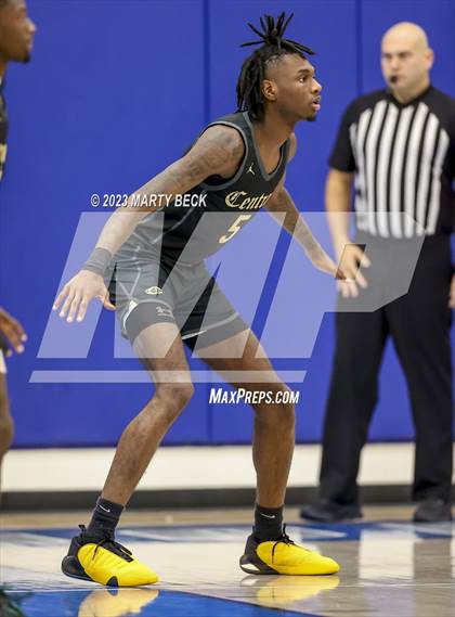 Thumbnail 2 in Central vs Cardinal Ritter (Bill Rowe's Queen City Classic) photogallery.