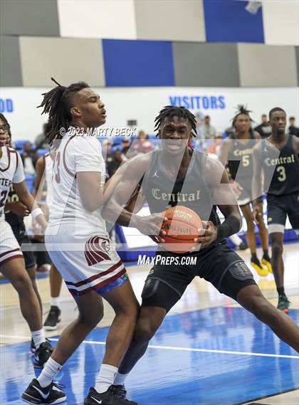 Thumbnail 3 in Central vs Cardinal Ritter (Bill Rowe's Queen City Classic) photogallery.