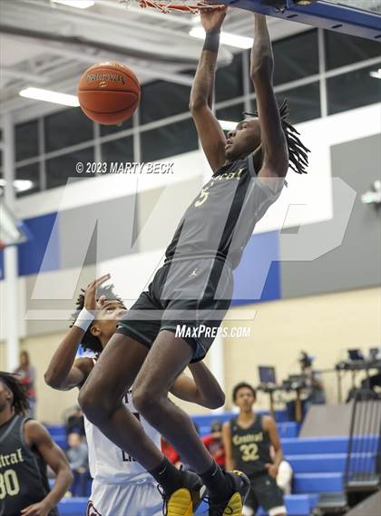 Thumbnail 1 in Central vs Cardinal Ritter (Bill Rowe's Queen City Classic) photogallery.