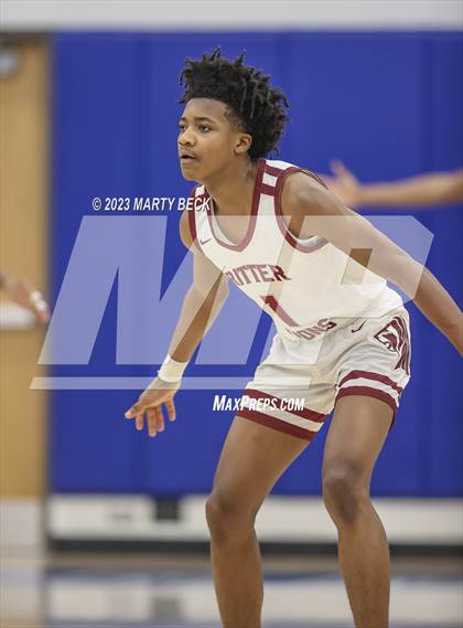 Thumbnail 2 in Central vs Cardinal Ritter (Bill Rowe's Queen City Classic) photogallery.
