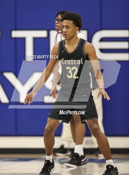 Thumbnail 3 in Central vs Cardinal Ritter (Bill Rowe's Queen City Classic) photogallery.