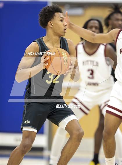Thumbnail 3 in Central vs Cardinal Ritter (Bill Rowe's Queen City Classic) photogallery.