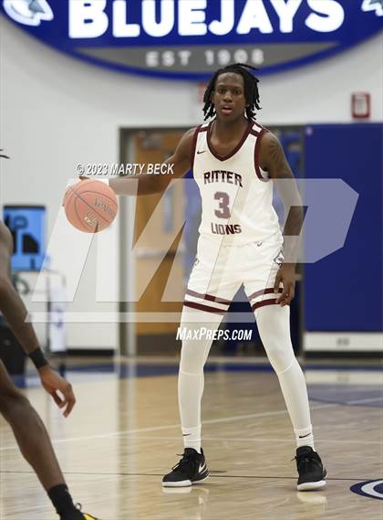 Thumbnail 3 in Central vs Cardinal Ritter (Bill Rowe's Queen City Classic) photogallery.