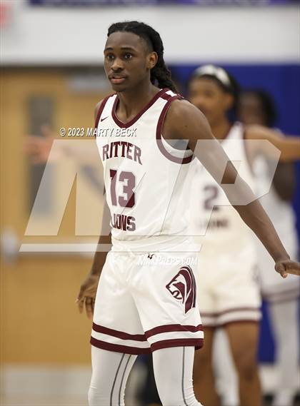 Thumbnail 3 in Central vs Cardinal Ritter (Bill Rowe's Queen City Classic) photogallery.