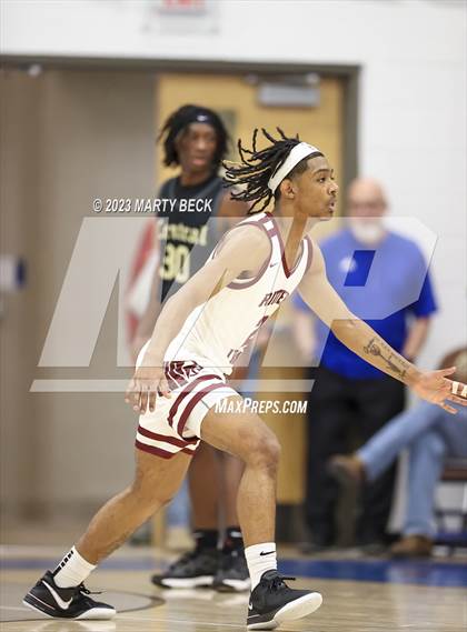 Thumbnail 3 in Central vs Cardinal Ritter (Bill Rowe's Queen City Classic) photogallery.