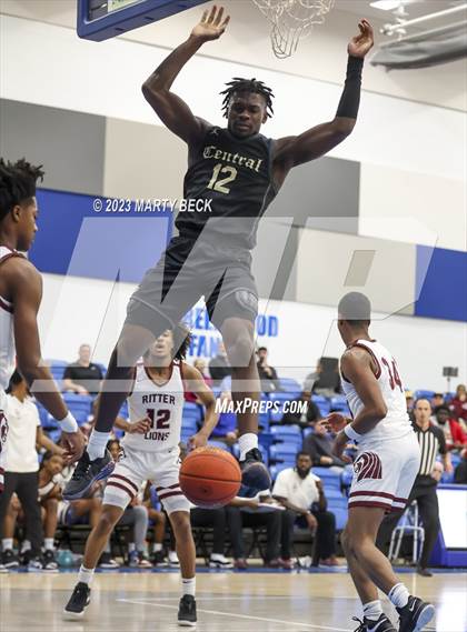 Thumbnail 1 in Central vs Cardinal Ritter (Bill Rowe's Queen City Classic) photogallery.