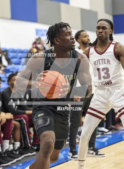 Thumbnail 1 in Central vs Cardinal Ritter (Bill Rowe's Queen City Classic) photogallery.
