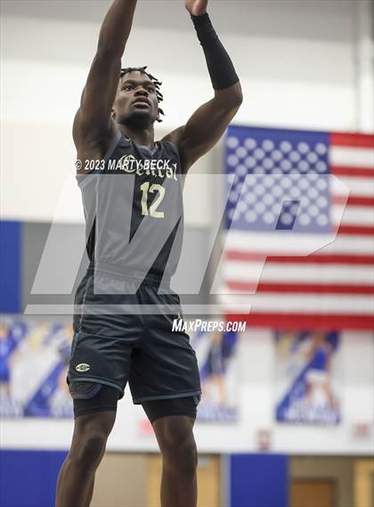 Thumbnail 2 in Central vs Cardinal Ritter (Bill Rowe's Queen City Classic) photogallery.