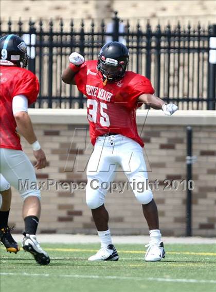 Thumbnail 1 in 28th Annual Eddie Meath All-Star Game (Section 5 NY) photogallery.