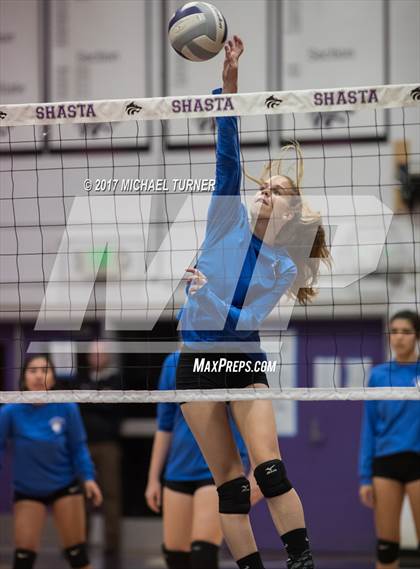 Thumbnail 2 in El Dorado @ Shasta (CIF State D3 First Round) photogallery.