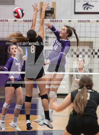 Thumbnail 2 in El Dorado @ Shasta (CIF State D3 First Round) photogallery.