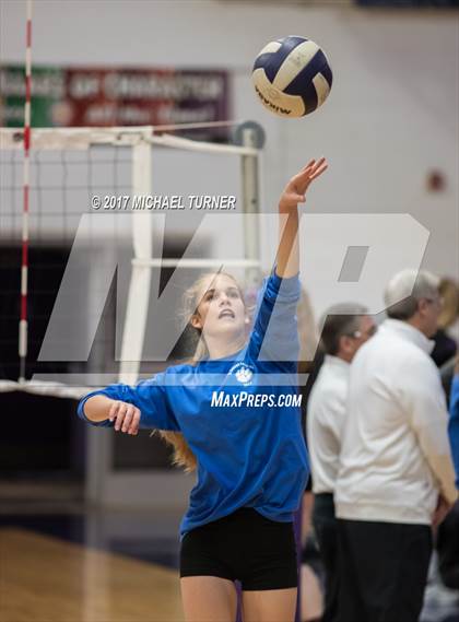 Thumbnail 3 in El Dorado @ Shasta (CIF State D3 First Round) photogallery.