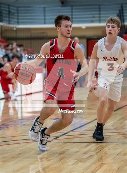 Thumbnail 2 in Rainier vs. Orting (South Sound Classic) photogallery.