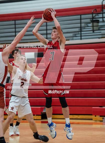 Thumbnail 3 in Rainier vs. Orting (South Sound Classic) photogallery.