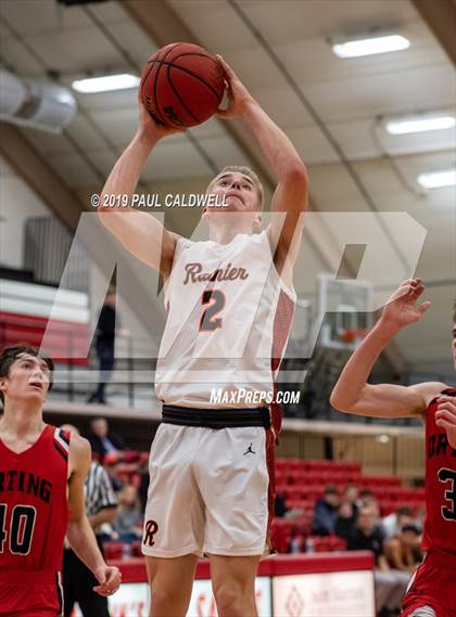 Thumbnail 1 in Rainier vs. Orting (South Sound Classic) photogallery.