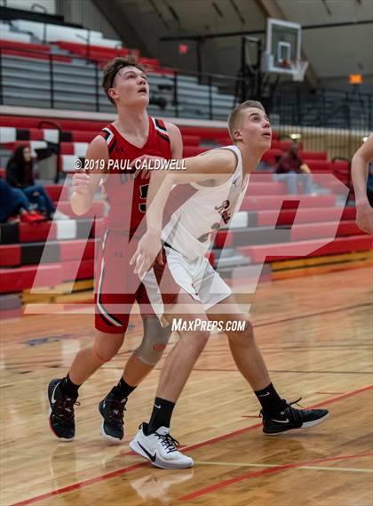 Thumbnail 2 in Rainier vs. Orting (South Sound Classic) photogallery.