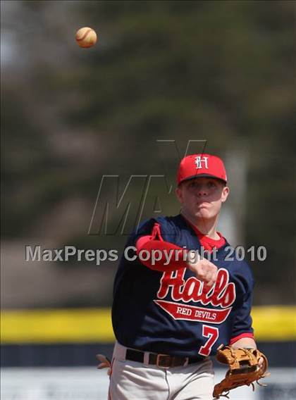 Thumbnail 1 in Halls vs Carter (Anderson County) photogallery.