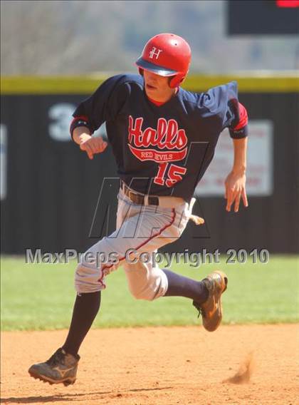 Thumbnail 3 in Halls vs Carter (Anderson County) photogallery.