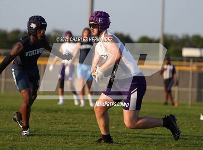Thumbnail 3 in Bryan vs Elgin (Texas 7 on 7 State Qualifier) photogallery.