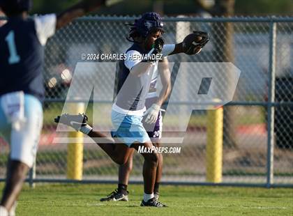Thumbnail 2 in Bryan vs Elgin (Texas 7 on 7 State Qualifier) photogallery.