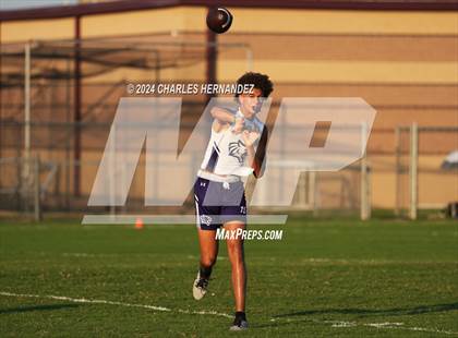Thumbnail 3 in Bryan vs Elgin (Texas 7 on 7 State Qualifier) photogallery.