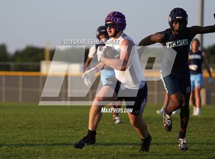 Thumbnail 3 in Bryan vs Elgin (Texas 7 on 7 State Qualifier) photogallery.