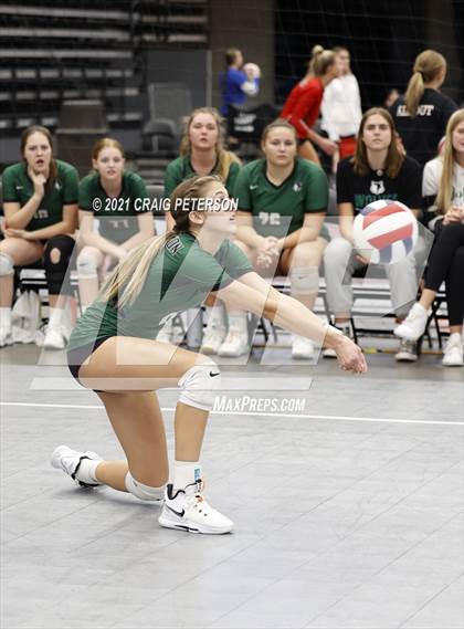 Thumbnail 3 in Green Canyon vs. Snow Canyon (UHSAA 4A First Round Playoff) photogallery.