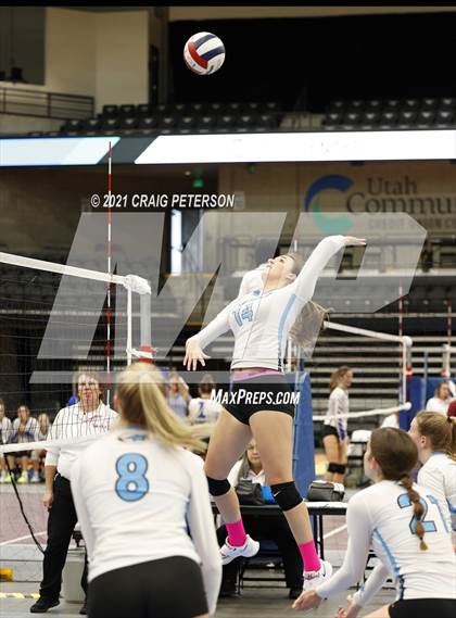 Thumbnail 2 in Sky View vs. Logan (UHSAA 4A First Round Playoff) photogallery.
