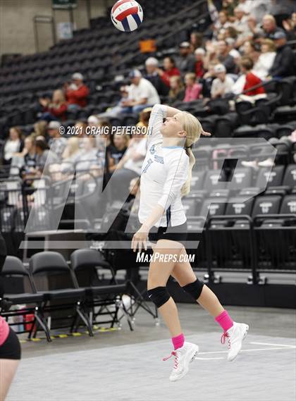Thumbnail 2 in Sky View vs. Logan (UHSAA 4A First Round Playoff) photogallery.