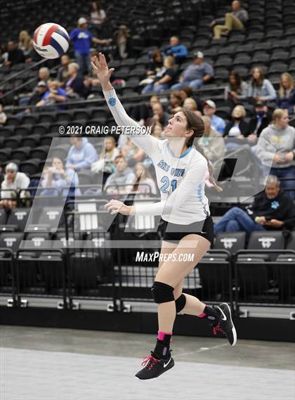Thumbnail 2 in Sky View vs. Logan (UHSAA 4A First Round Playoff) photogallery.
