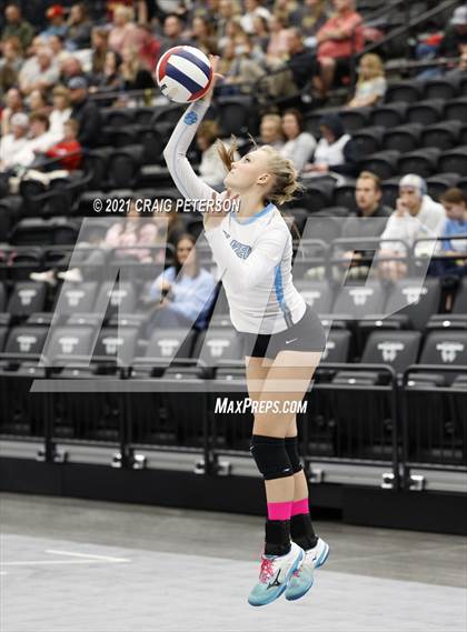 Thumbnail 2 in Sky View vs. Logan (UHSAA 4A First Round Playoff) photogallery.